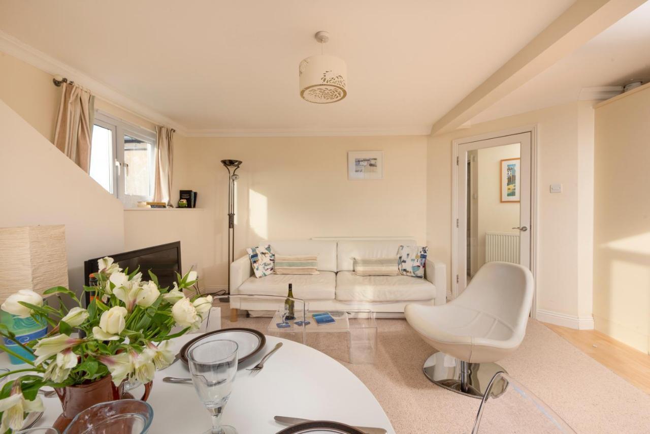 Waves Apartment, St Ives Εξωτερικό φωτογραφία